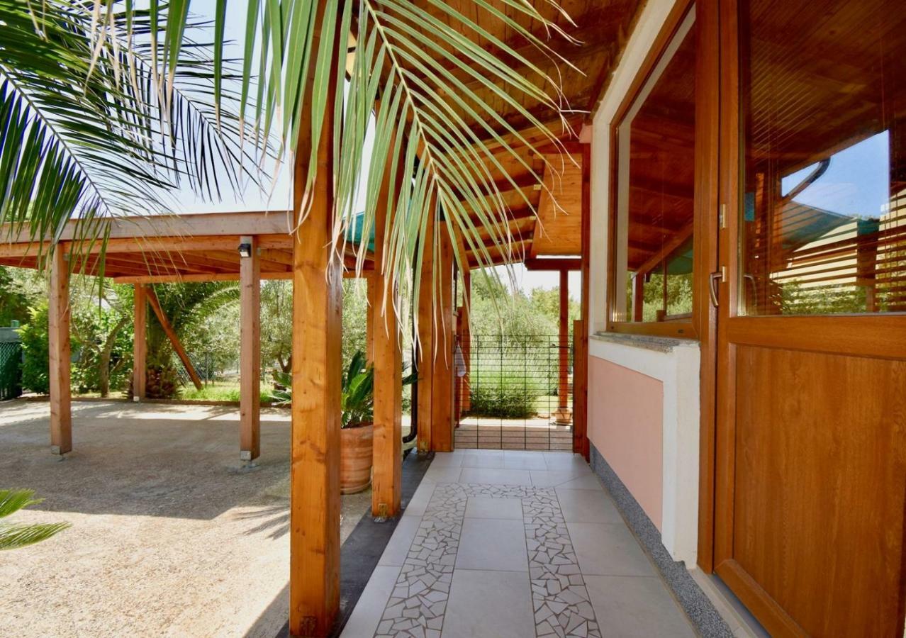 Relaxing Holiday House With Terrace Sea View Медулин Экстерьер фото