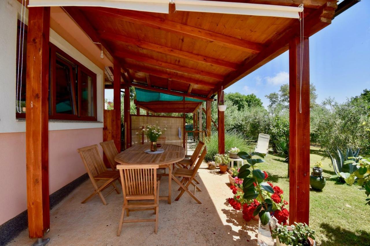 Relaxing Holiday House With Terrace Sea View Медулин Экстерьер фото